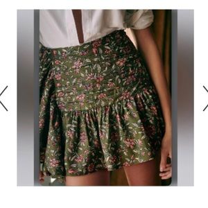 Sezane floral skirt. Size 6.